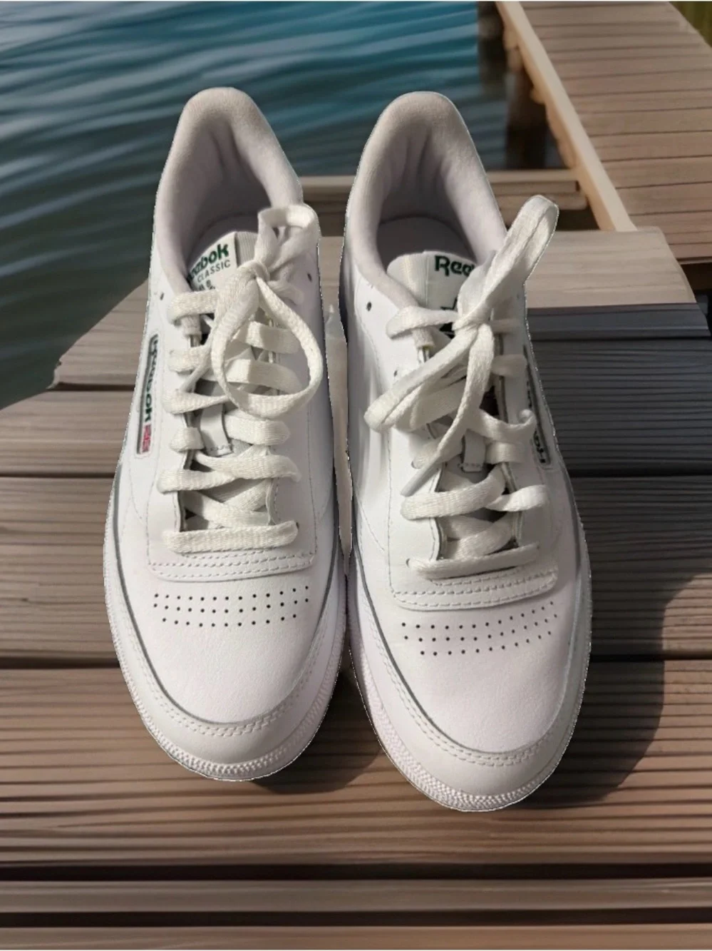 Reebok Classic WoMen's White Leather Sneakers 8.5M